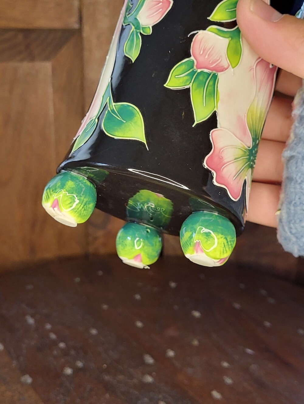Blue Sky Floral Vase - Picture 13 of 14